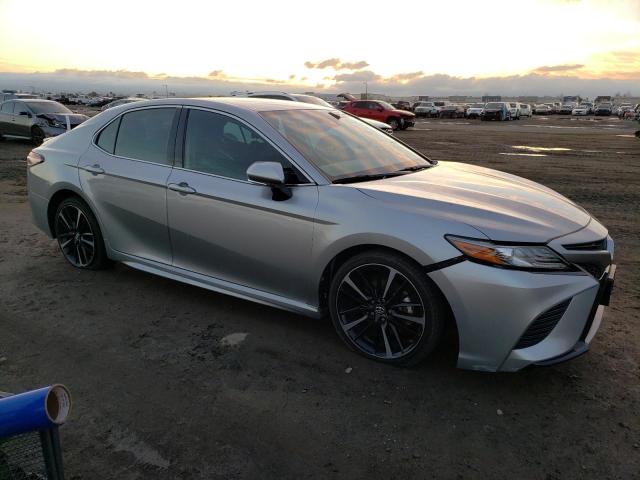 Photo 3 VIN: 4T1B61HK2KU820395 - TOYOTA CAMRY XSE 