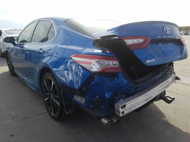 Photo 2 VIN: 4T1B61HK3JU022857 - TOYOTA CAMRY XSE 