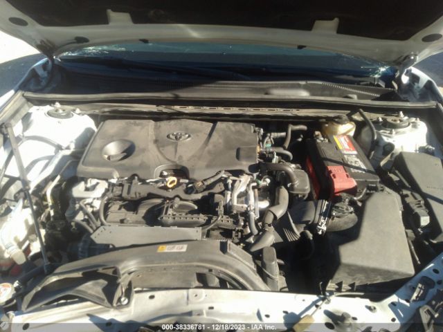 Photo 9 VIN: 4T1B61HK3JU047631 - TOYOTA CAMRY 