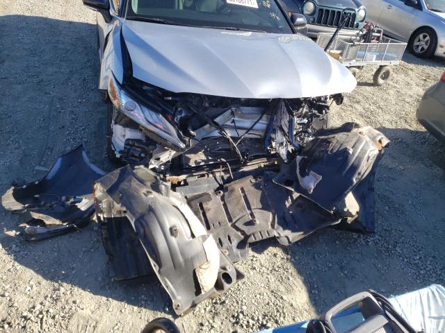 Photo 8 VIN: 4T1B61HK3JU119945 - TOYOTA CAMRY XSE 