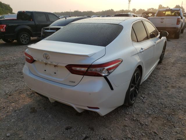 Photo 3 VIN: 4T1B61HK3JU126054 - TOYOTA CAMRY XSE 