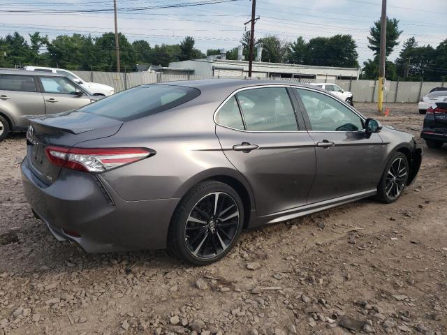 Photo 2 VIN: 4T1B61HK3JU130329 - TOYOTA CAMRY XSE 