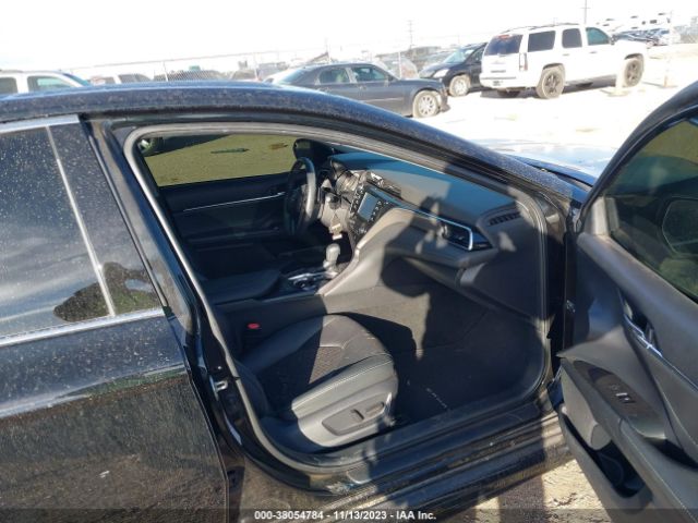 Photo 4 VIN: 4T1B61HK3JU131593 - TOYOTA CAMRY 