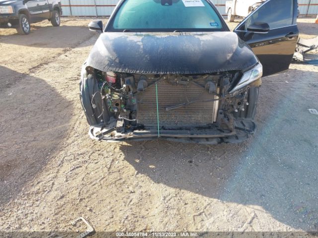 Photo 5 VIN: 4T1B61HK3JU131593 - TOYOTA CAMRY 