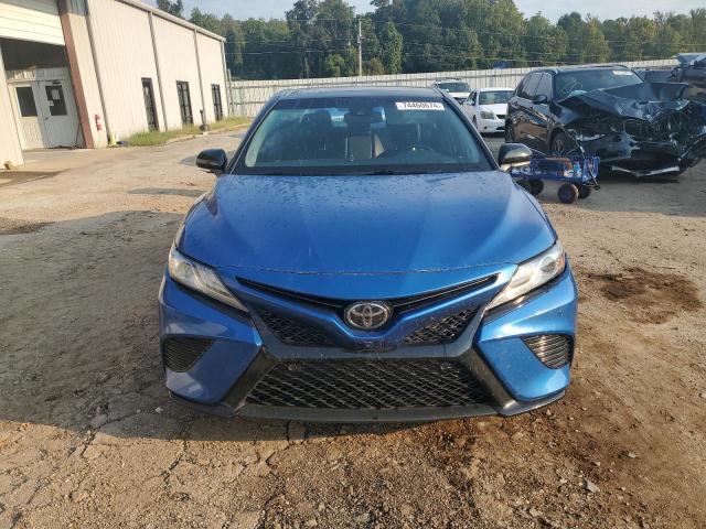 Photo 4 VIN: 4T1B61HK3JU144506 - TOYOTA CAMRY XSE 