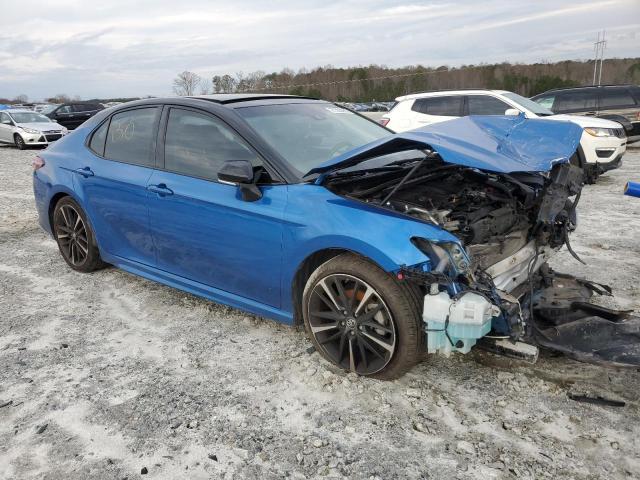 Photo 3 VIN: 4T1B61HK3JU156137 - TOYOTA CAMRY XSE 