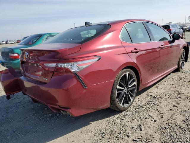 Photo 2 VIN: 4T1B61HK3JU529600 - TOYOTA CAMRY XSE 