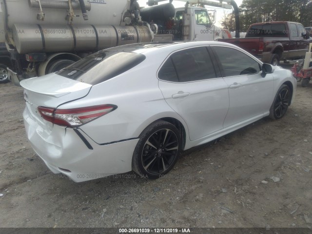 Photo 3 VIN: 4T1B61HK3JU664446 - TOYOTA CAMRY 