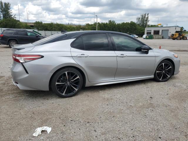 Photo 2 VIN: 4T1B61HK3KU175949 - TOYOTA CAMRY XSE 