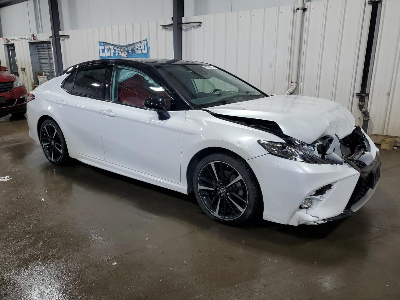 Photo 3 VIN: 4T1B61HK3KU216824 - TOYOTA CAMRY 