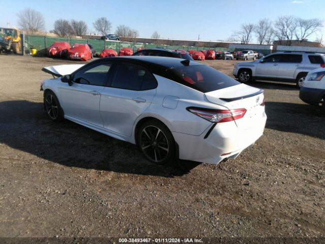 Photo 2 VIN: 4T1B61HK3KU276764 - TOYOTA CAMRY 