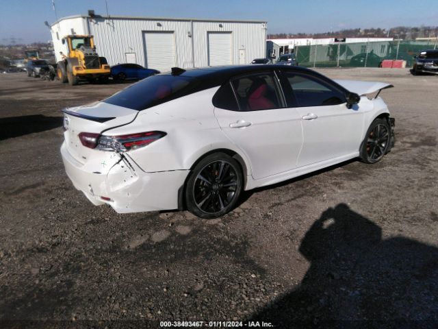 Photo 3 VIN: 4T1B61HK3KU276764 - TOYOTA CAMRY 