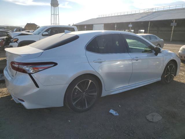 Photo 2 VIN: 4T1B61HK3KU691132 - TOYOTA CAMRY 