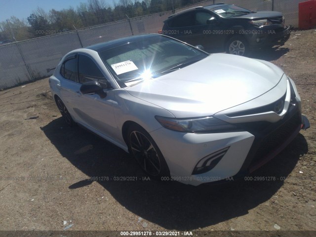 Photo 0 VIN: 4T1B61HK3KU818834 - TOYOTA CAMRY 