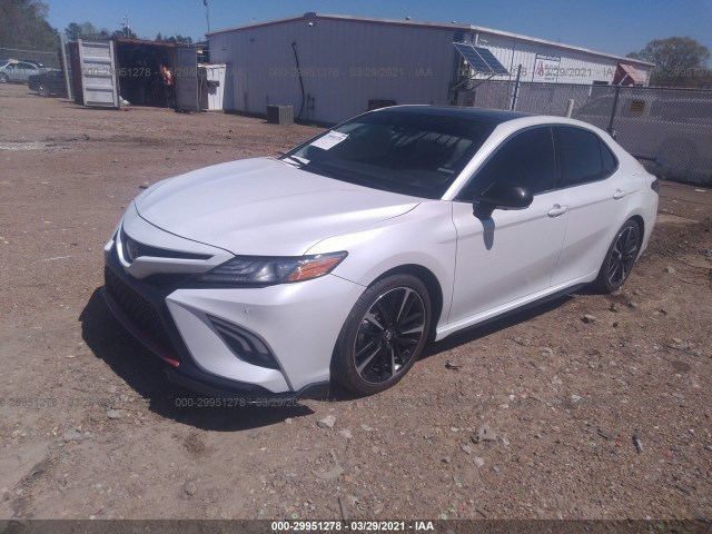 Photo 1 VIN: 4T1B61HK3KU818834 - TOYOTA CAMRY 