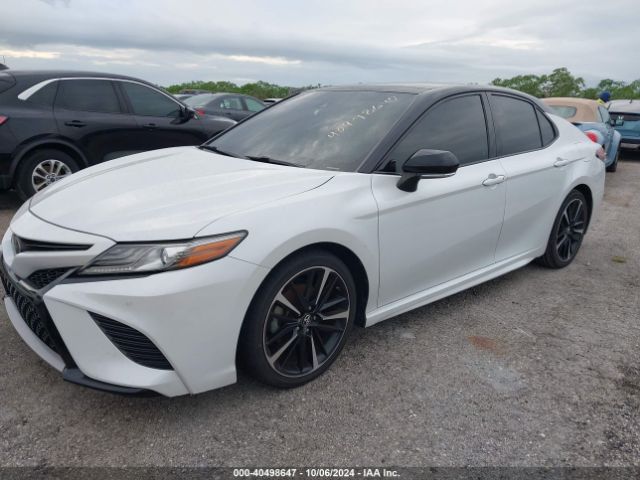 Photo 1 VIN: 4T1B61HK4JU076605 - TOYOTA CAMRY 