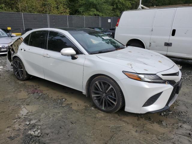 Photo 3 VIN: 4T1B61HK4JU092724 - TOYOTA CAMRY XSE 