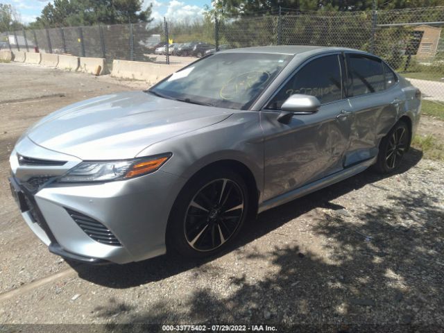 Photo 1 VIN: 4T1B61HK4JU104922 - TOYOTA CAMRY 