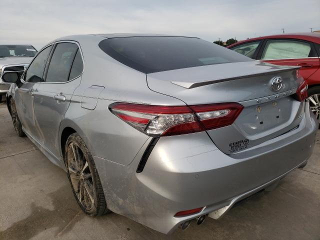 Photo 2 VIN: 4T1B61HK4JU115886 - TOYOTA CAMRY XSE 