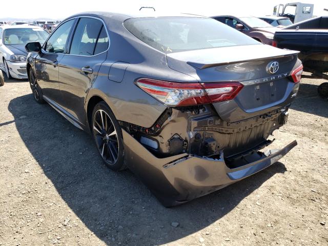 Photo 2 VIN: 4T1B61HK4JU132980 - TOYOTA CAMRY XSE 