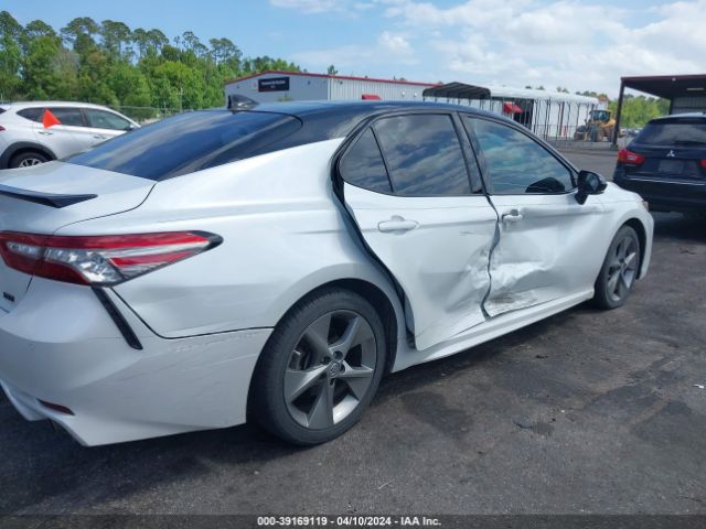 Photo 5 VIN: 4T1B61HK4JU136124 - TOYOTA CAMRY 