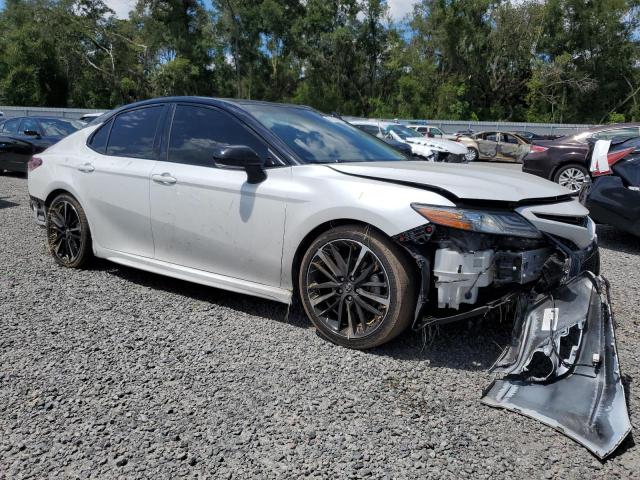 Photo 3 VIN: 4T1B61HK4JU149181 - TOYOTA CAMRY 