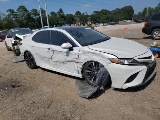 Photo 3 VIN: 4T1B61HK4JU151304 - TOYOTA CAMRY XSE 