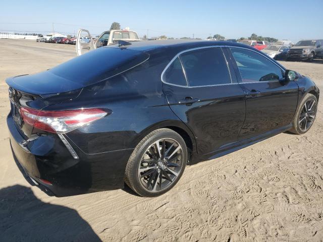 Photo 2 VIN: 4T1B61HK4KU167388 - TOYOTA CAMRY XSE 