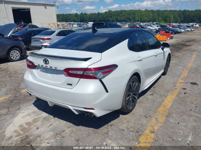 Photo 3 VIN: 4T1B61HK4KU209722 - TOYOTA CAMRY 