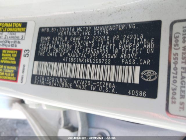 Photo 8 VIN: 4T1B61HK4KU209722 - TOYOTA CAMRY 