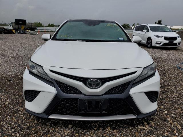 Photo 4 VIN: 4T1B61HK4KU804022 - TOYOTA CAMRY 