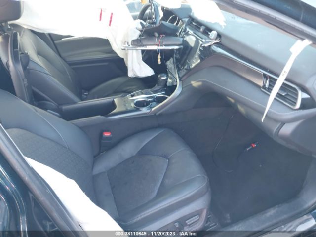 Photo 4 VIN: 4T1B61HK4KU824996 - TOYOTA CAMRY 