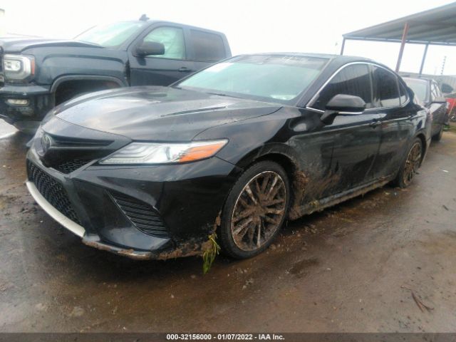 Photo 1 VIN: 4T1B61HK5JU058470 - TOYOTA CAMRY 