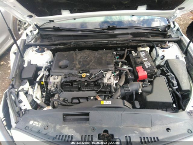 Photo 9 VIN: 4T1B61HK5JU066892 - TOYOTA CAMRY 