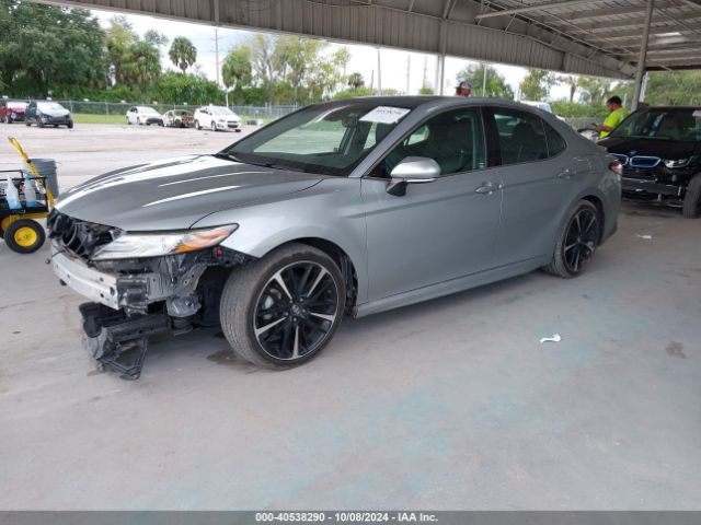 Photo 1 VIN: 4T1B61HK5JU124676 - TOYOTA CAMRY 