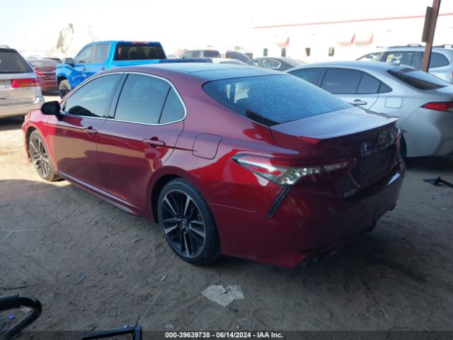 Photo 2 VIN: 4T1B61HK5JU560878 - TOYOTA CAMRY 