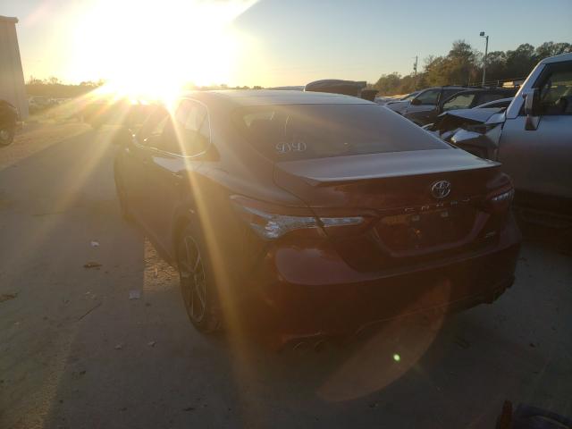 Photo 2 VIN: 4T1B61HK5JU653495 - TOYOTA CAMRY XSE 