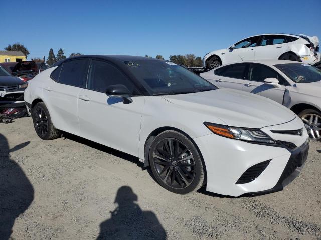 Photo 3 VIN: 4T1B61HK5KU225864 - TOYOTA CAMRY XSE 