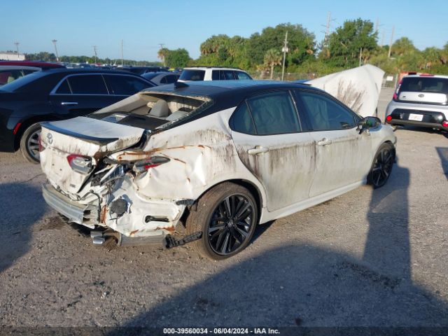 Photo 3 VIN: 4T1B61HK5KU238503 - TOYOTA CAMRY 