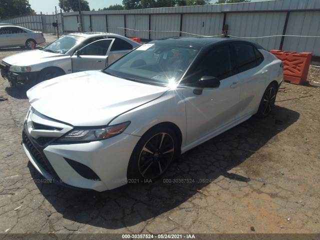 Photo 1 VIN: 4T1B61HK5KU241370 - TOYOTA CAMRY 