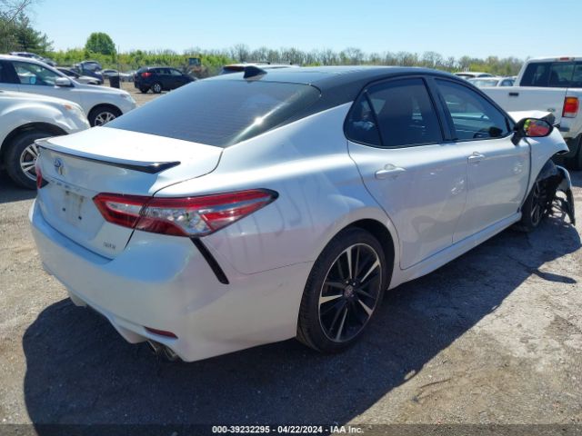 Photo 3 VIN: 4T1B61HK5KU295610 - TOYOTA CAMRY 