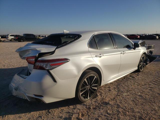 Photo 2 VIN: 4T1B61HK5KU756322 - TOYOTA CAMRY XSE 