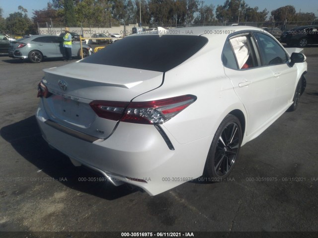 Photo 3 VIN: 4T1B61HK5KU769037 - TOYOTA CAMRY 