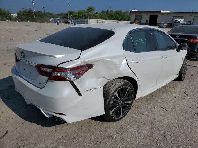 Photo 2 VIN: 4T1B61HK6JU023520 - TOYOTA CAMRY XSE 