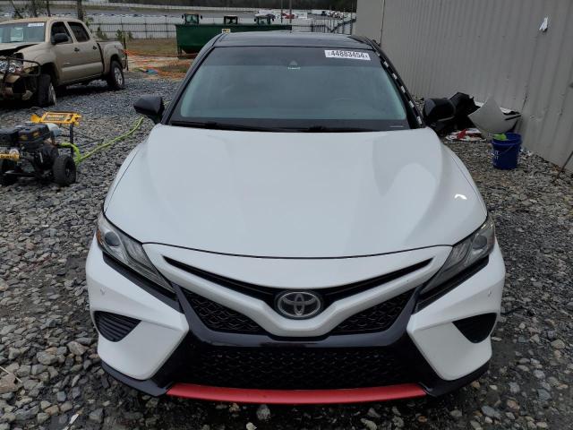 Photo 4 VIN: 4T1B61HK6JU065119 - TOYOTA CAMRY 