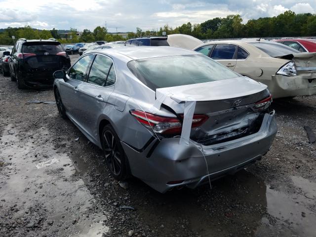 Photo 2 VIN: 4T1B61HK6JU077206 - TOYOTA CAMRY XSE 