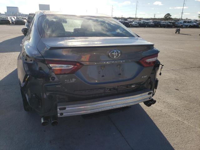 Photo 5 VIN: 4T1B61HK6JU098010 - TOYOTA CAMRY XSE 