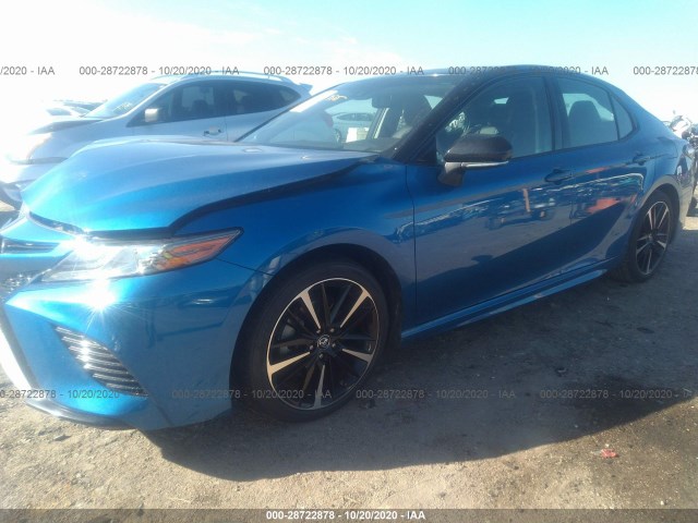 Photo 1 VIN: 4T1B61HK6JU119454 - TOYOTA CAMRY 