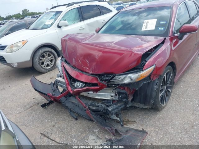 Photo 5 VIN: 4T1B61HK6JU584896 - TOYOTA CAMRY 