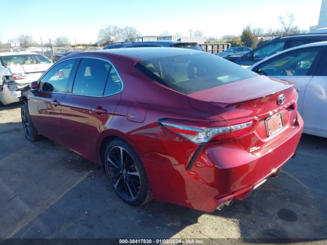 Photo 2 VIN: 4T1B61HK6JU674159 - TOYOTA CAMRY 